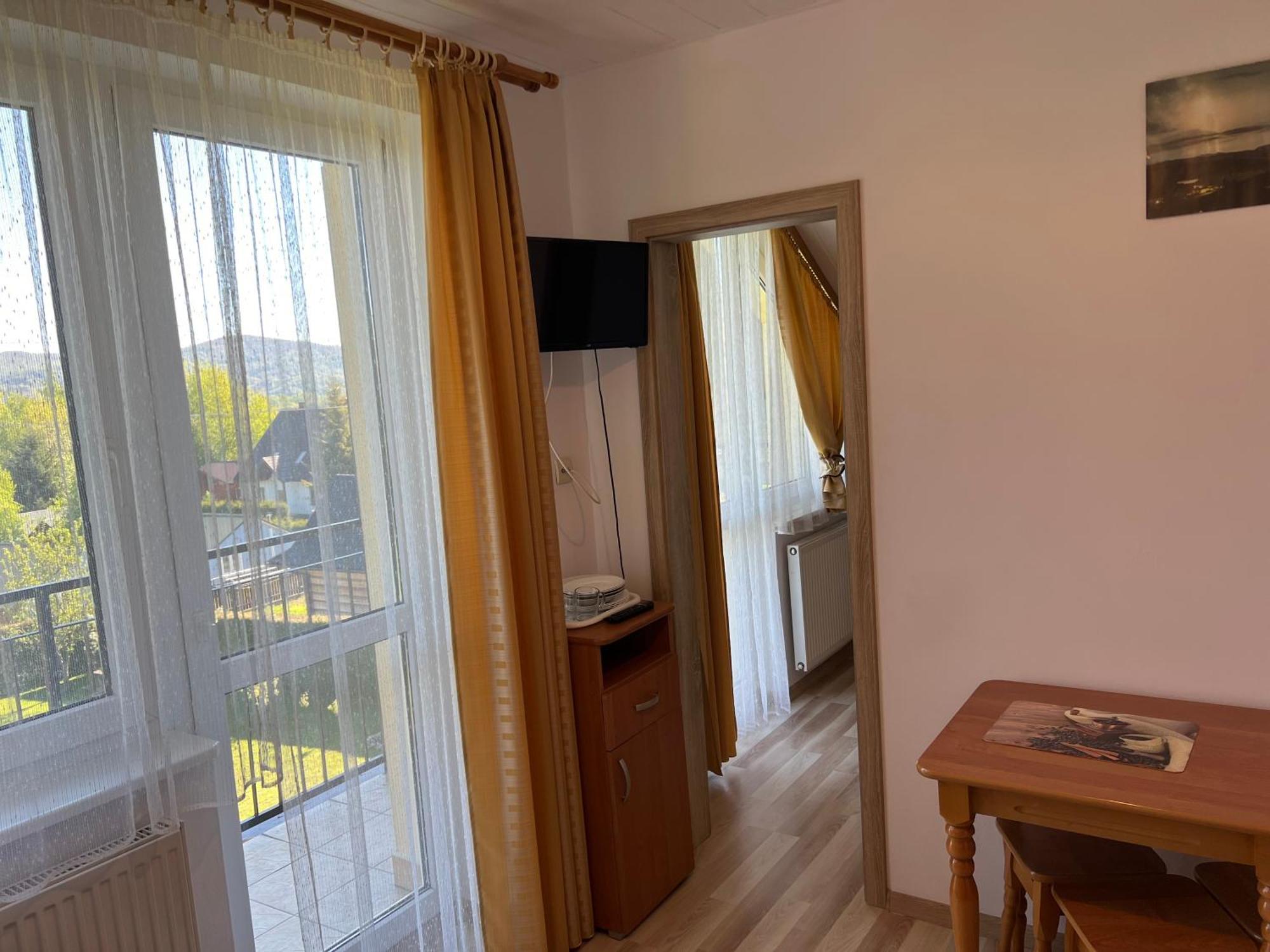 Nad Bieszczadzkim Morzem Appartement Polańczyk Buitenkant foto